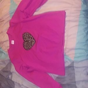 Matching cheetah print shirt